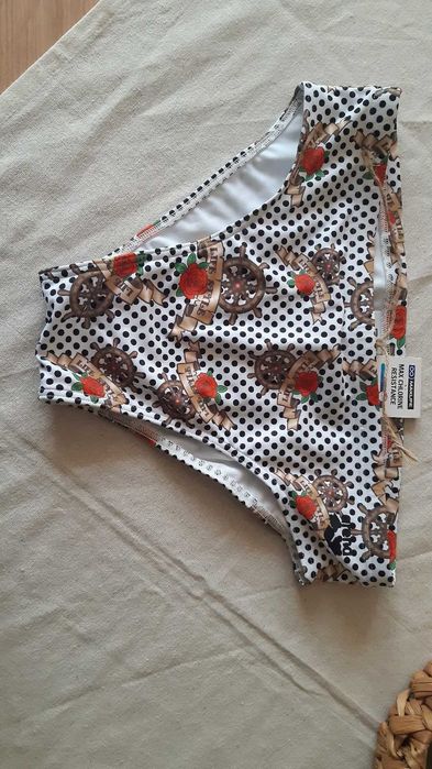 Чисто Нови бански АРЕНА