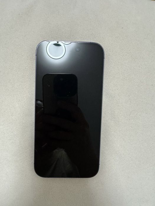 Продаю айфон 14 про