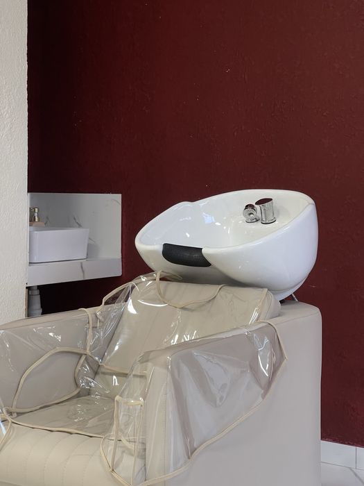 Сдаются рабочие места в салоне Cherry club