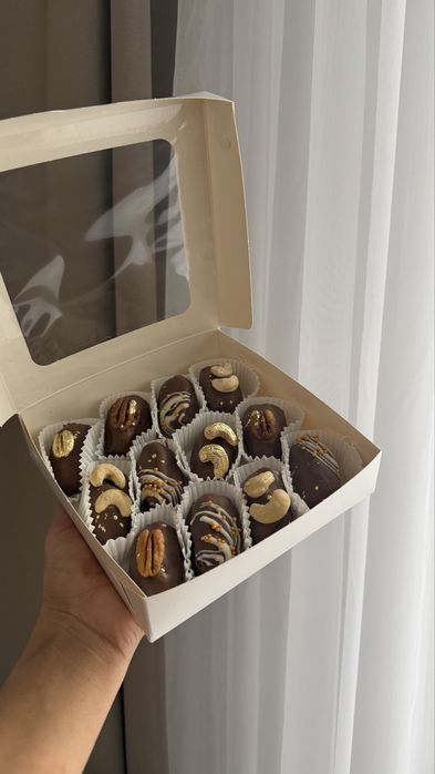 Финики в шоколаде Алматы