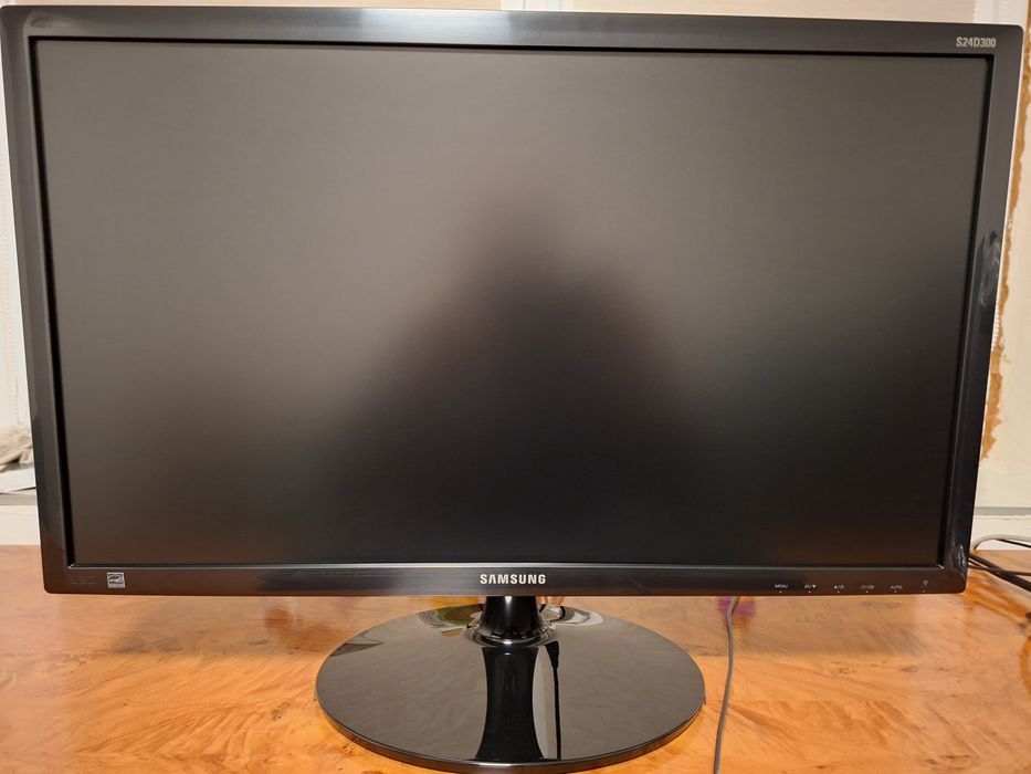 Monitor Samsung 24 inch full hd