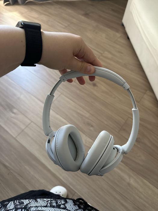 Наушники Sony WH-CH720N белый