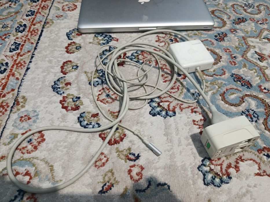 MacBook Pro 2011 на запчасти