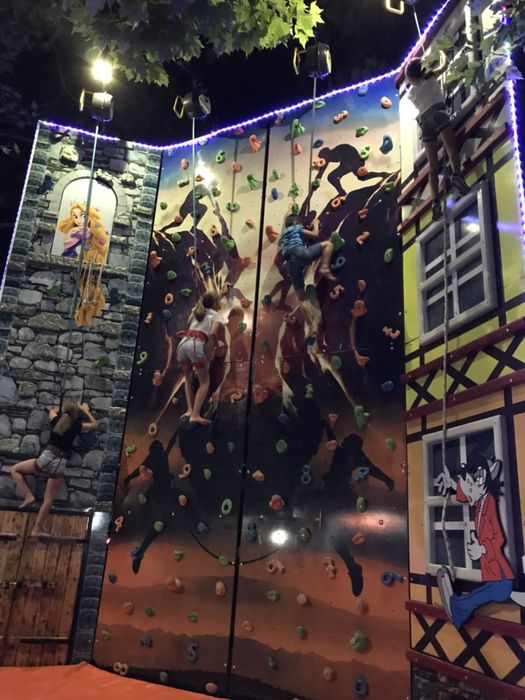 Стена за катерене