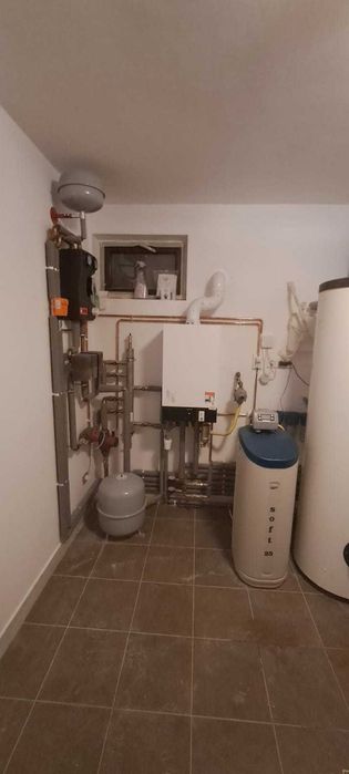 Serviciu de spalare instalatii sanitare si montare centrale termice