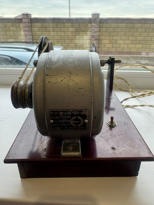 Продам электрическую прялку