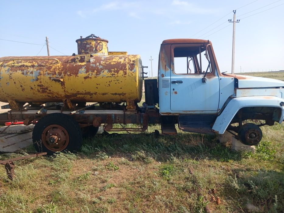 Продам.ГАЗ 3307.БЕНЗАВОЗ