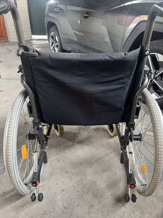Продам инвалидную каляска