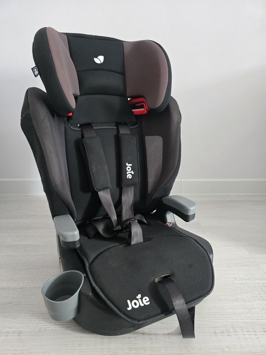 Автокресло Joie Elevate