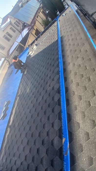 Tom yopish xizmati.  Кровельные работы