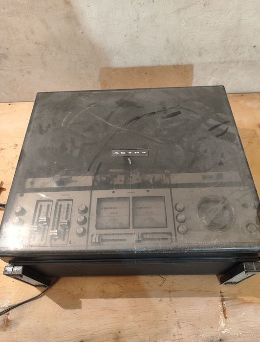 Магнитофон бабинные Астра 110 стерео. Маяк 205. Школьный ЭФ-302С-1