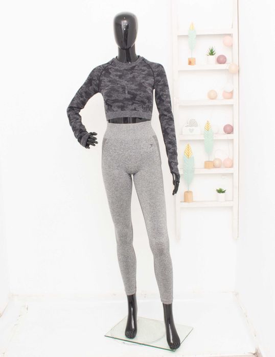 Gymshark комплект клин сив висока талия + кроп топ сиво-черен XS/S