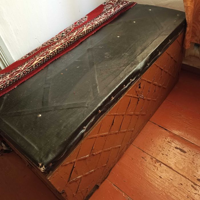 Продам два сундука