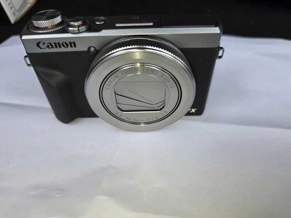 Canon G7X Mark III - Нови