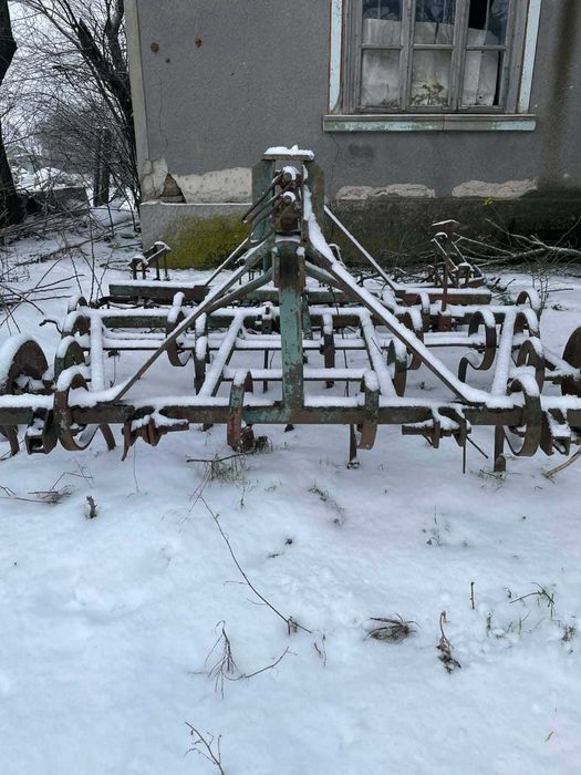 Vand tractor u650 cu utilaje si separat