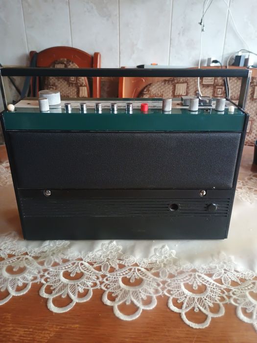 Radiocasetofon SIEMENS Trabant de Luxe RT12