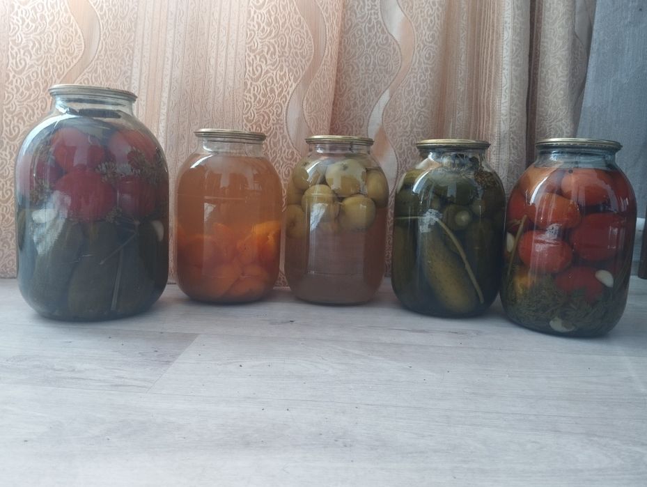 Продам домашние соленья и компоты