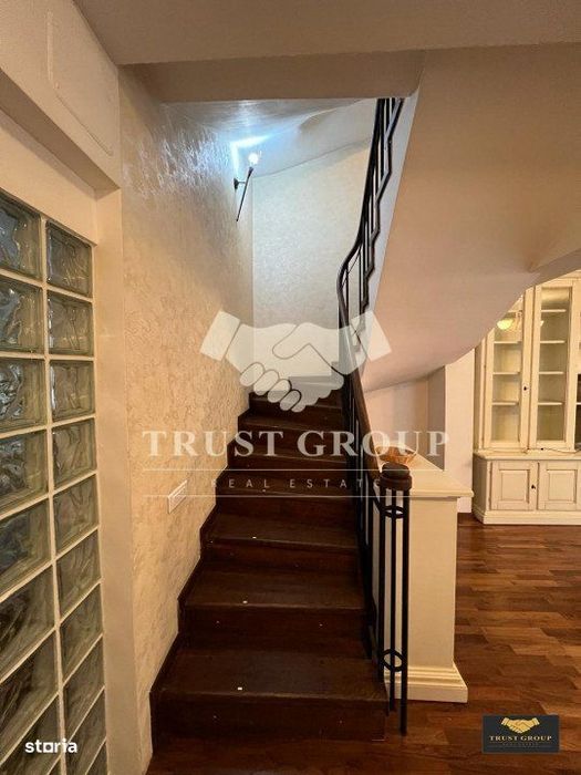 Casa  Individuala | Herastrau  | Curte proprie | 3 Locuri de parcare