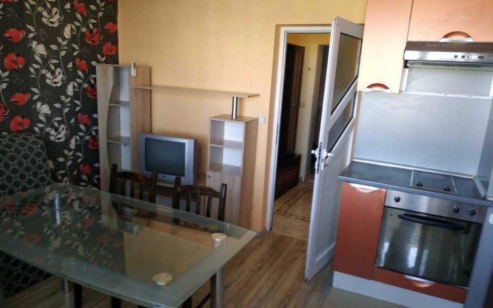 Дава се под наем Двустаен апартамент в Бургас, Меден рудник - зона А - 55 кв.м за 150 € - Снимка #8