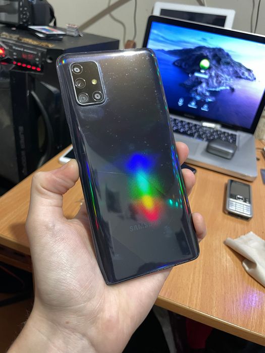 Продам 2 Samsung A52 A71