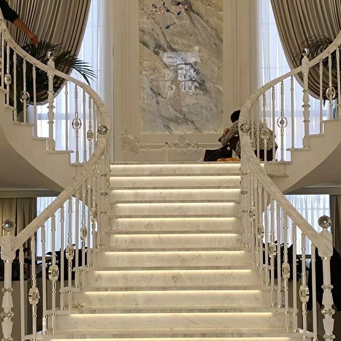 Столешницы,кварц,акрил,гранит,мрамор,керамогранит,реставрация,производ