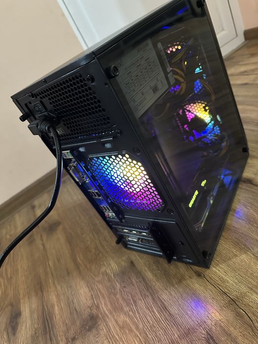 Бюджетен Геймърски компютър RX 480 / i5 / 16GB