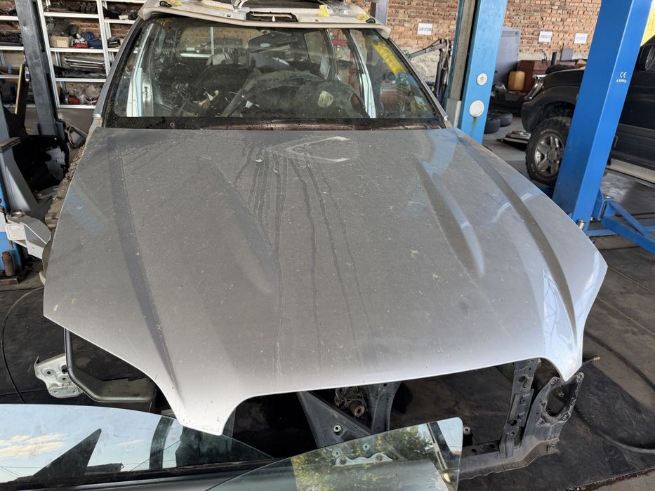 Преден алуминиев капак Субару Аутбек Б13 / Subaru Outback B13