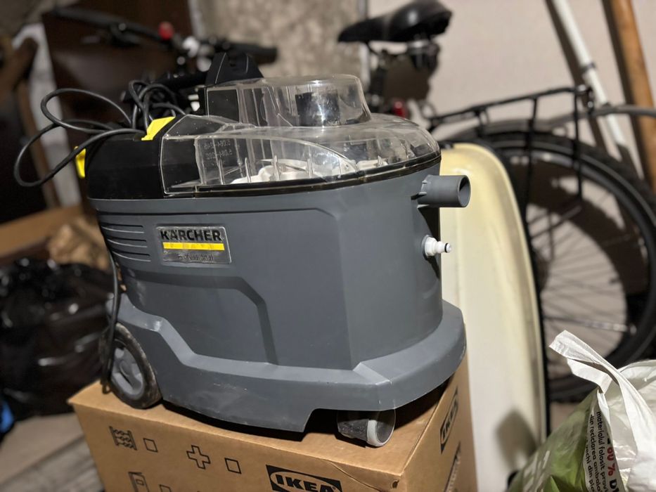 Kärcher Puzzi 8/1 Professional - Model 2023 - Stare Excelentă + Accesorii