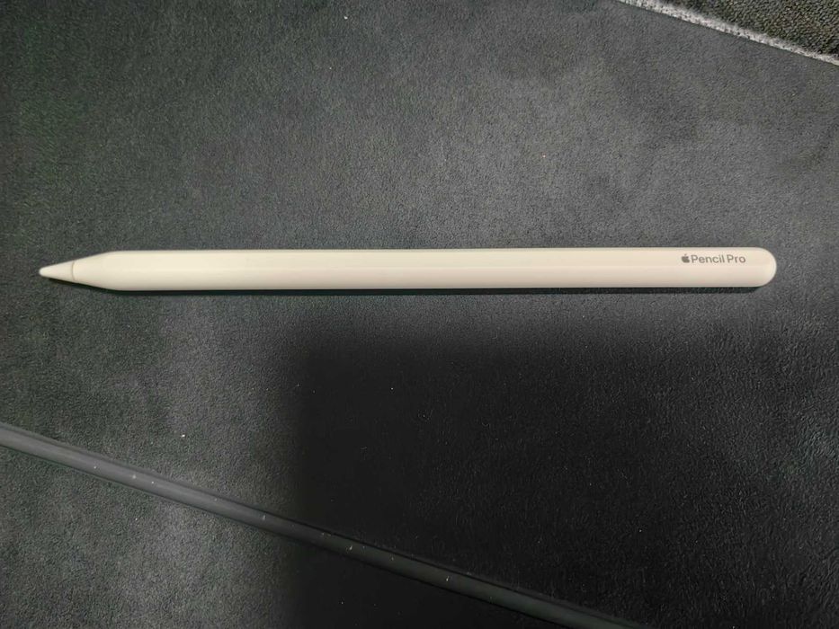 Клавиатура Apple Magic, За iPad Pro 13"