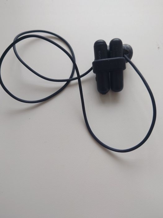 Продам наушники Sony STH40D: