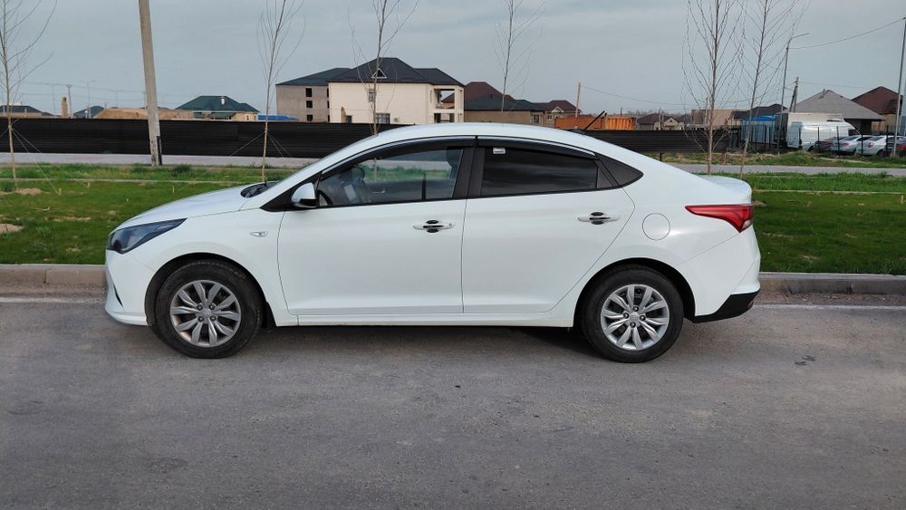 Хундай аксент 2021 1.4