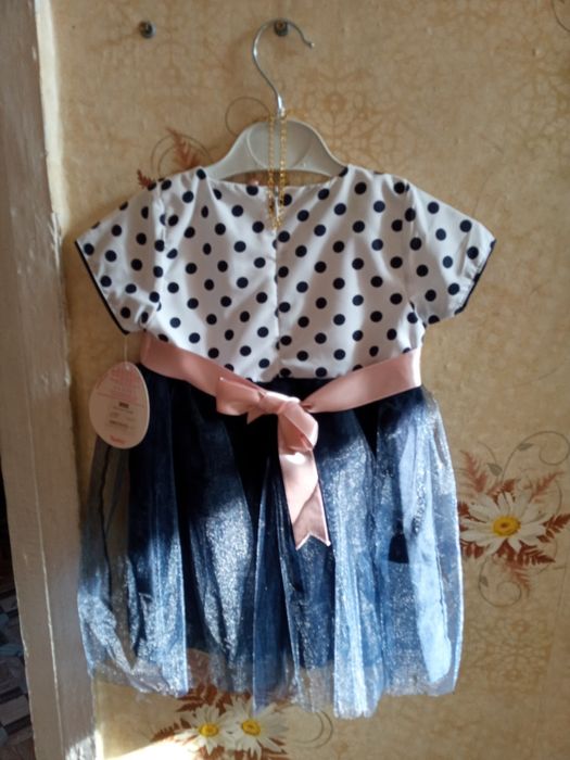 Оригинальное , фирменное платье для принцессы