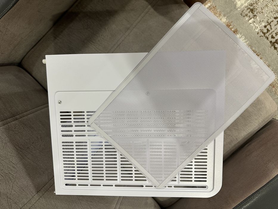 Корпус белый CH2+ ATX case