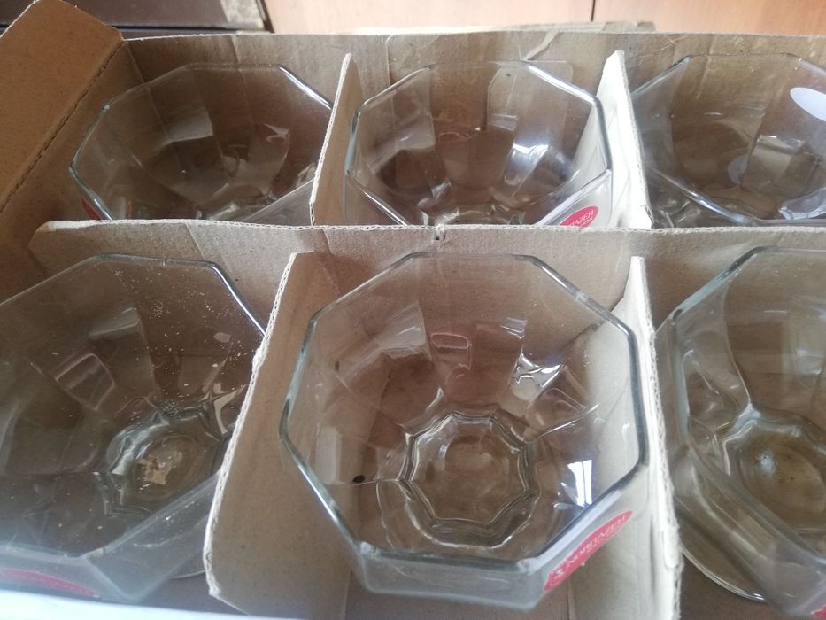 Посуда вазочки стекл