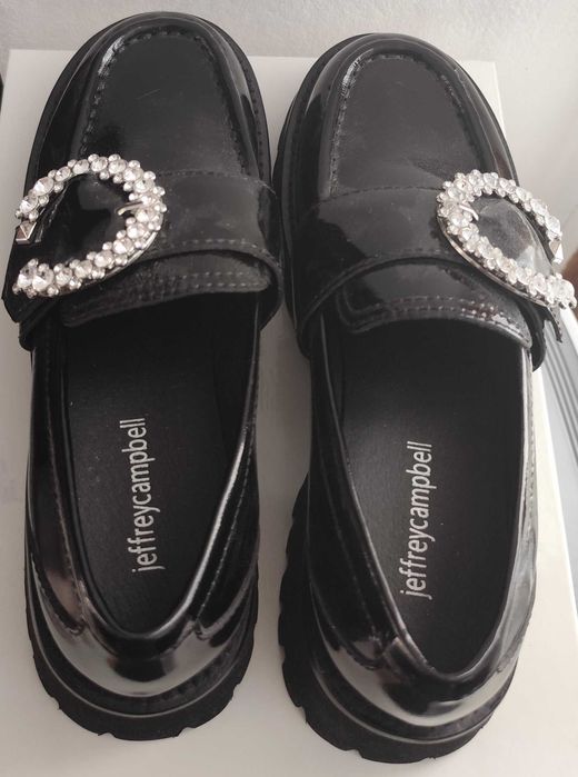 Обувки мокасини и на ток