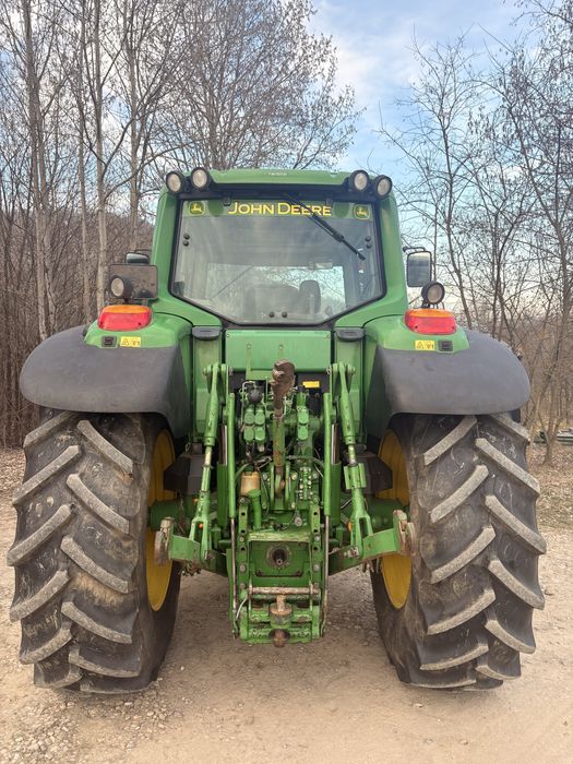 Tractor John Deere 6820  140 CP