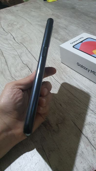 Samsung galaxy M13 sotiladi karobka document Hali yangi pachti
