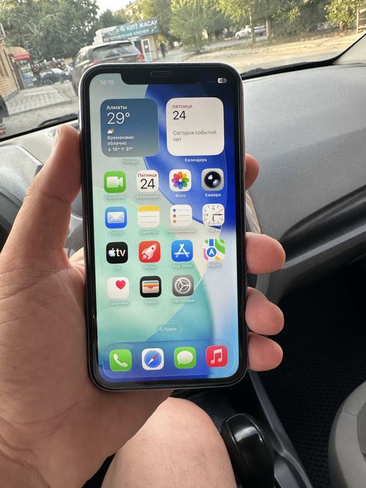 Продам Iphone 11  256gb