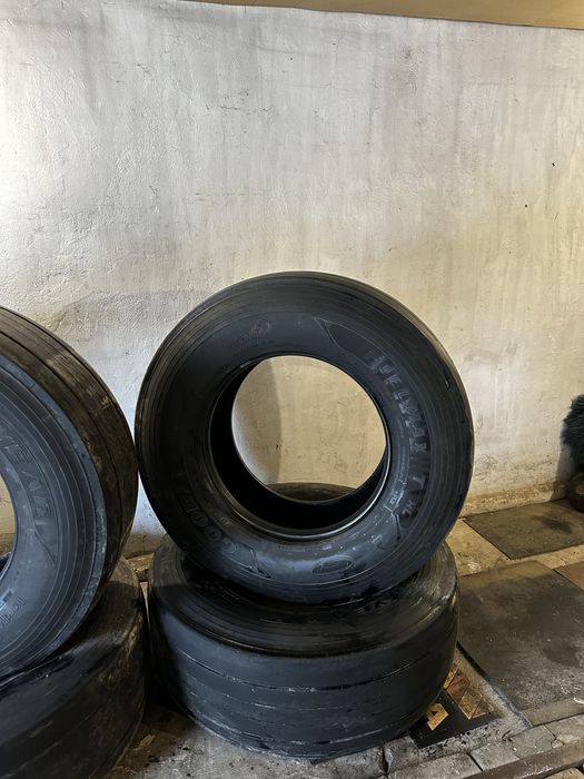 385/65/22.5 GoodYear KmaX Gen2