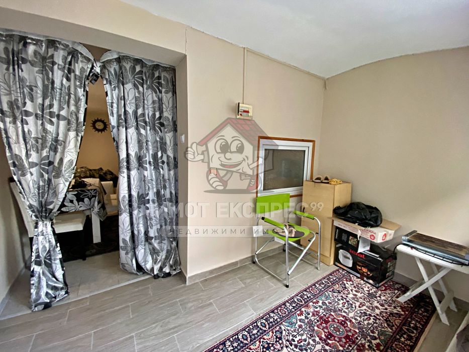 Продава се Къща в Асеновград - 70 кв.м за 6 €/кв.м - Снимка #1