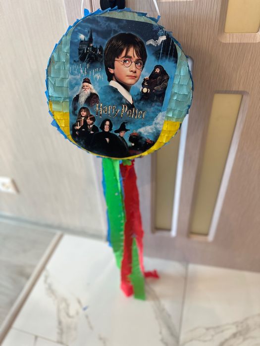 Тематична пинята с 1кг бонбони