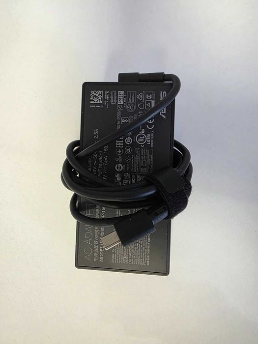 Лаптоп: ASUS Vivobook 16 – RTX 4050 / i5 / 16GB RAM / 144Hz – Като нов