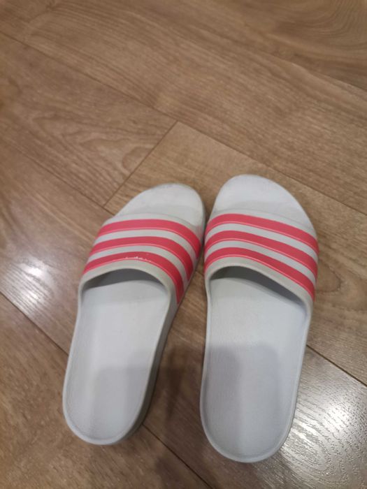 Сланцы шлепанцы Adidas 35 размер