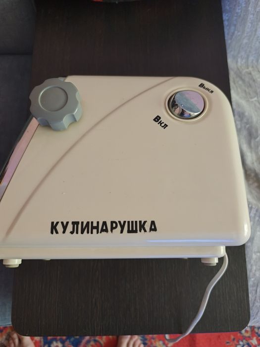 Продам новую электромясорубку Кулинарушка