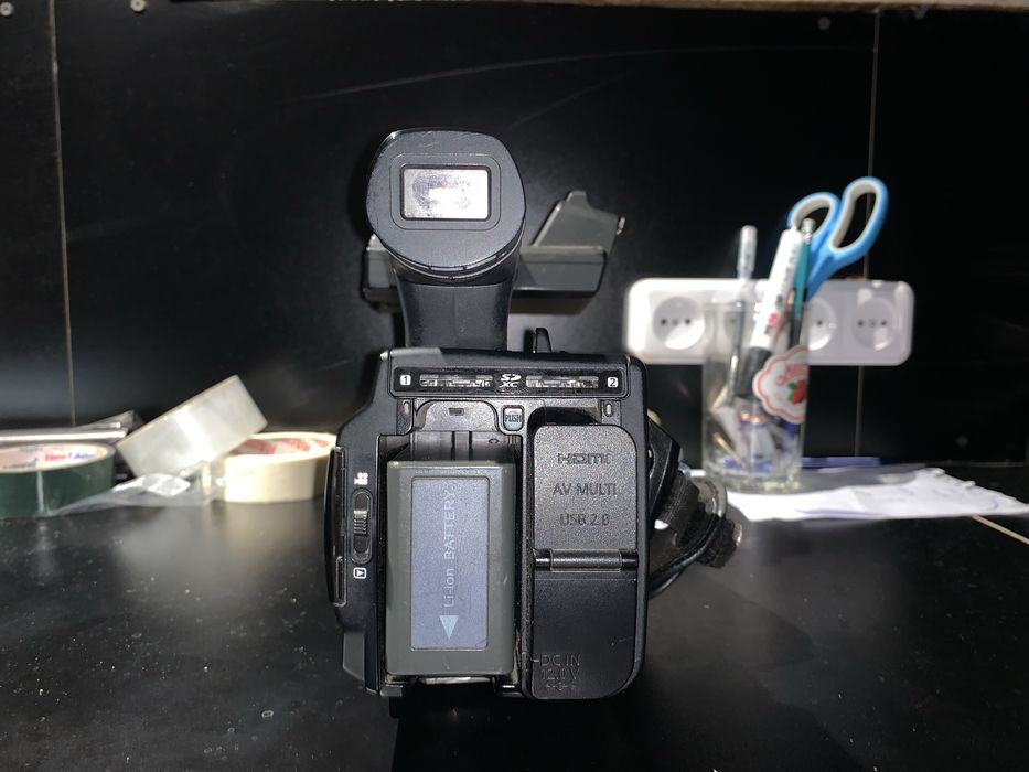 камера Panasonic AG-AC 90AEN