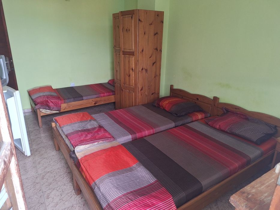 Дава се под наем Четиристаен апартамент в Приморско - 20 кв.м за 6.63 € - Снимка #1