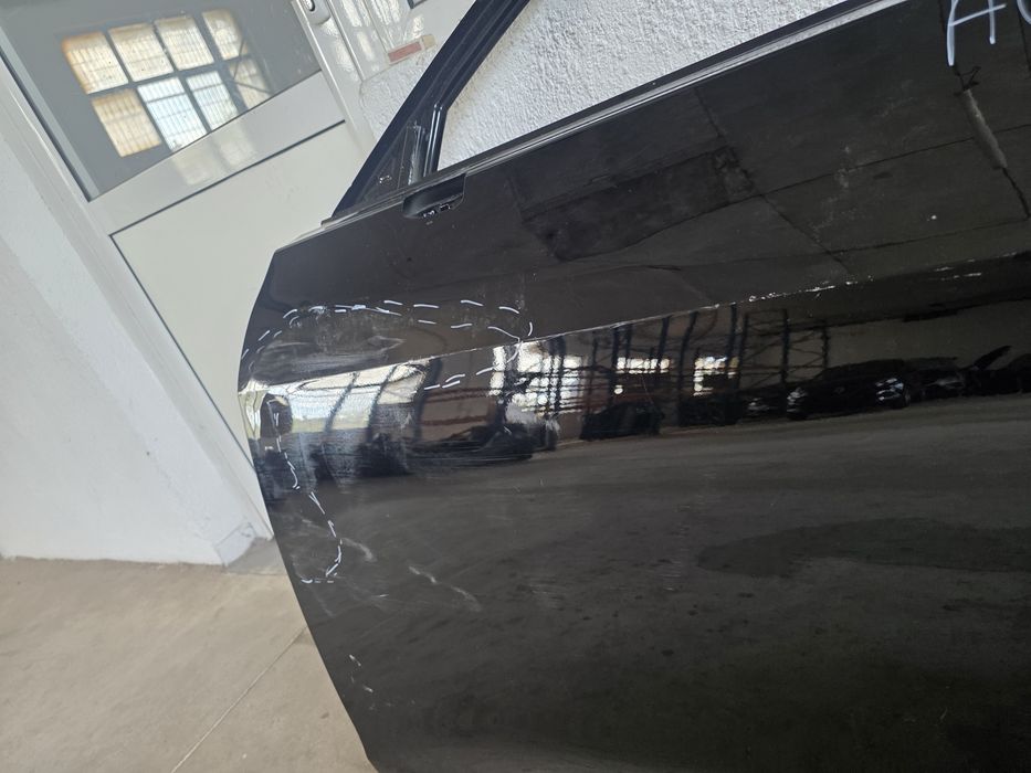 Audi A5 B10 2025 предна лява врата 8B3831051