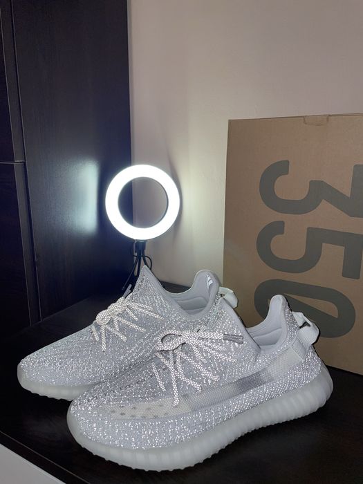 ПОСЛЕДНИ БРОЙКИ! Adidas Yeezy Boost 350 V2
