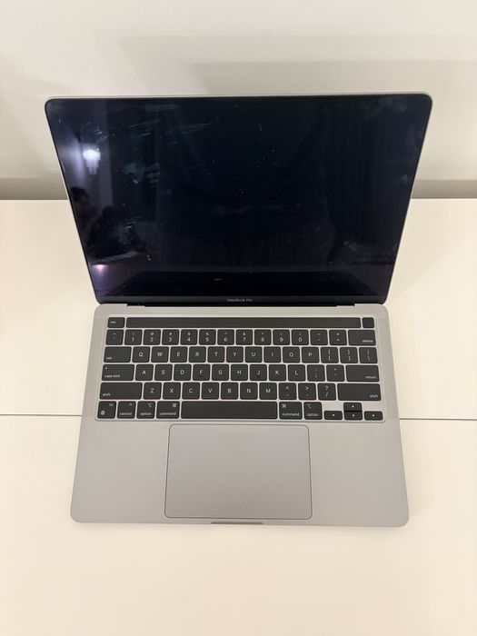 Macbook Pro M2 2022