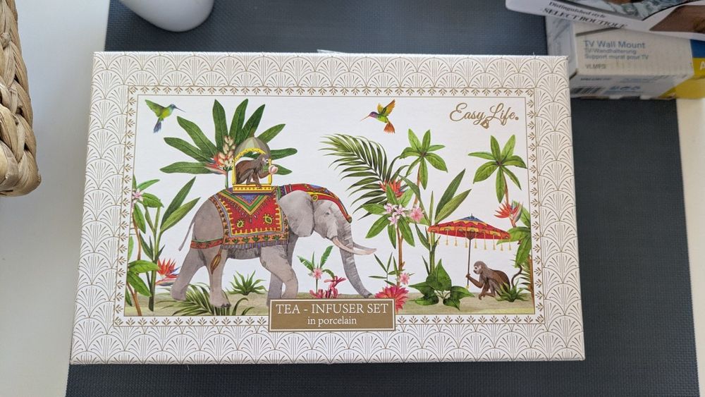 Set ceainic cu 2 căni Marajah NOU